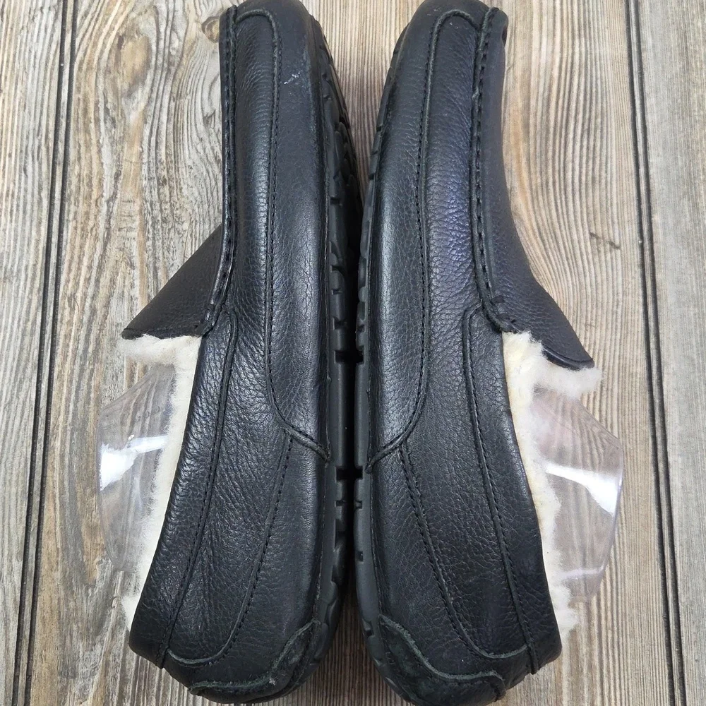 UGG Ascot Black Pebbled Leather Shearling Loafers | Men’s 13